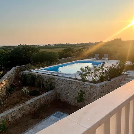 Villa Maslina