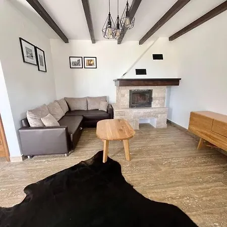 Vila Maslina Novalja