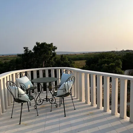 Maslina Villa *